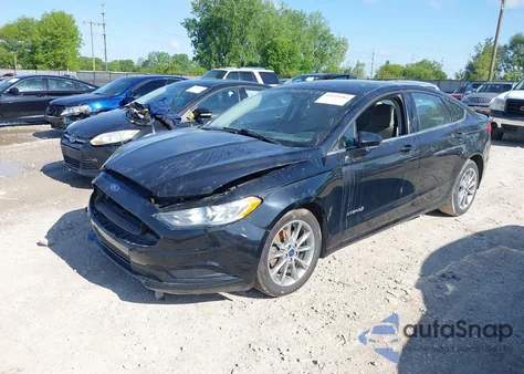 2017 Ford Fusion Hybrid S из США, поврежденный, VIN 3FA6P0UU8HR360637